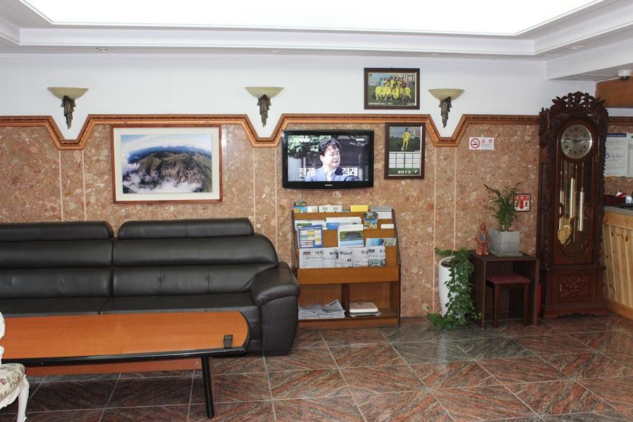Hyundai Tourist Hotel Jeju Eksteriør billede